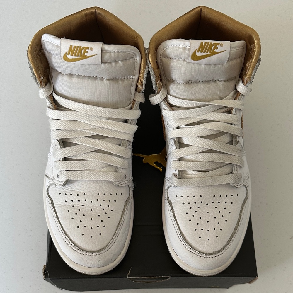 Jordan 1 White and Gold High-Tops